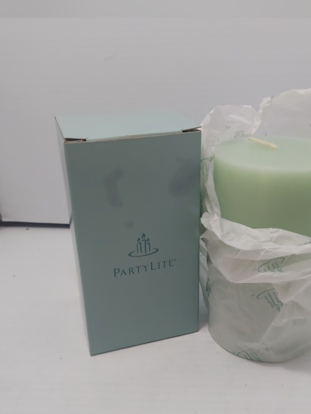 PartyLite Light Sage 5" Pillar Candle Ocean Mist C35643 with Branded Box NEW
